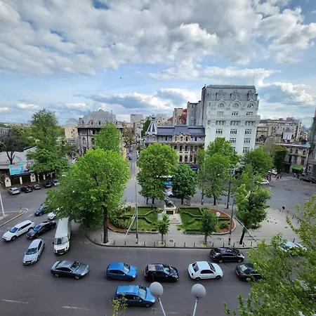 Grand In Great Location Rosetti Bükreş