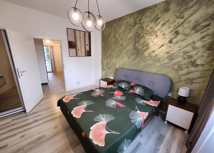 Grand In Great Location Rosetti