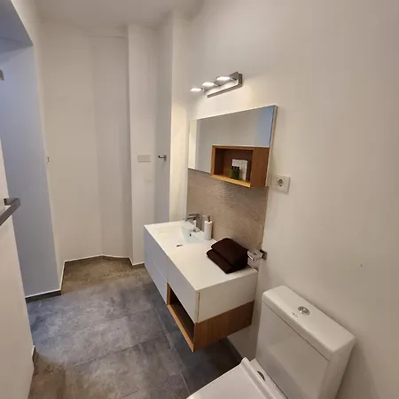 Grand In Great Location Rosetti Апартаменты