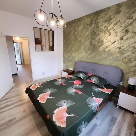 Grand In Great Location Rosetti