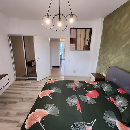 Grand In Great Location Rosetti *