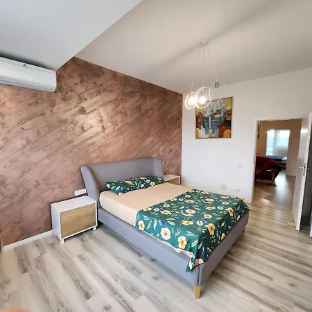 Grand In Great Location Rosetti Apartman Bukarest