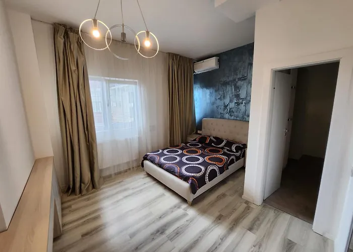 Grand In Great Location Rosetti *