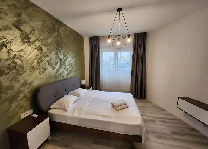 Grand In Great Location Rosetti Apartment